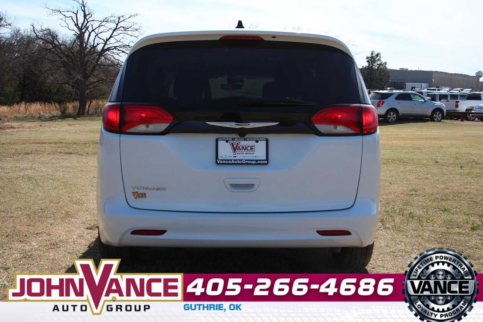 2023 Chrysler Voyager LX