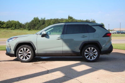 2021 Toyota RAV4 XLE Premium
