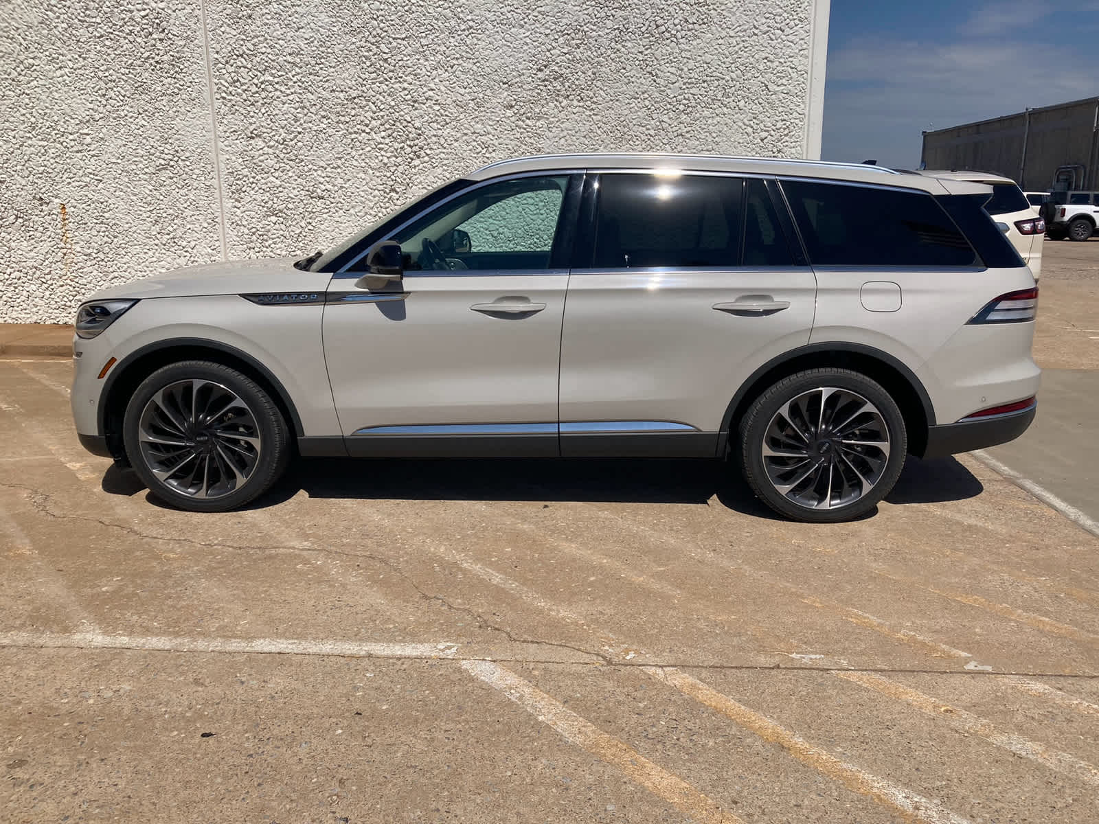 2022 Lincoln Aviator Reserve