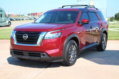 2022 Nissan Pathfinder SV