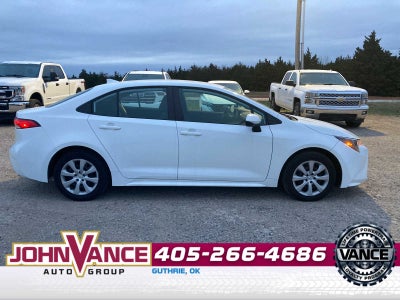 2022 Toyota Corolla LE