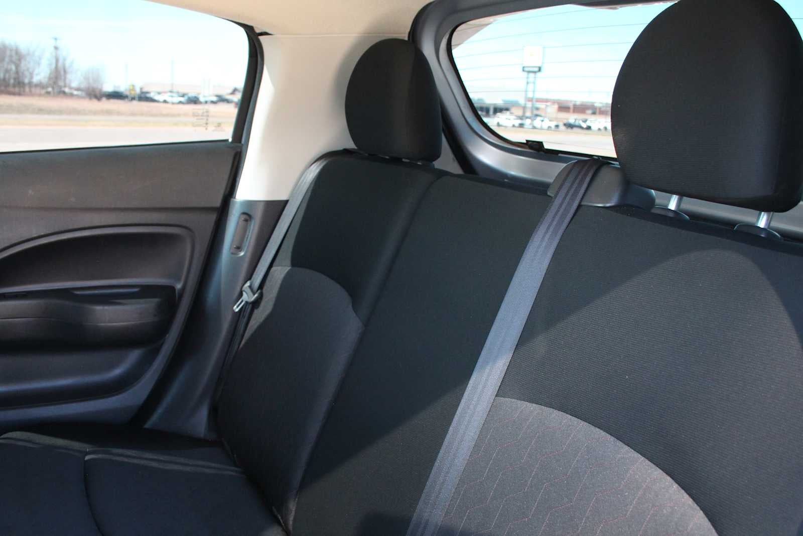 2024 Mitsubishi Mirage ES