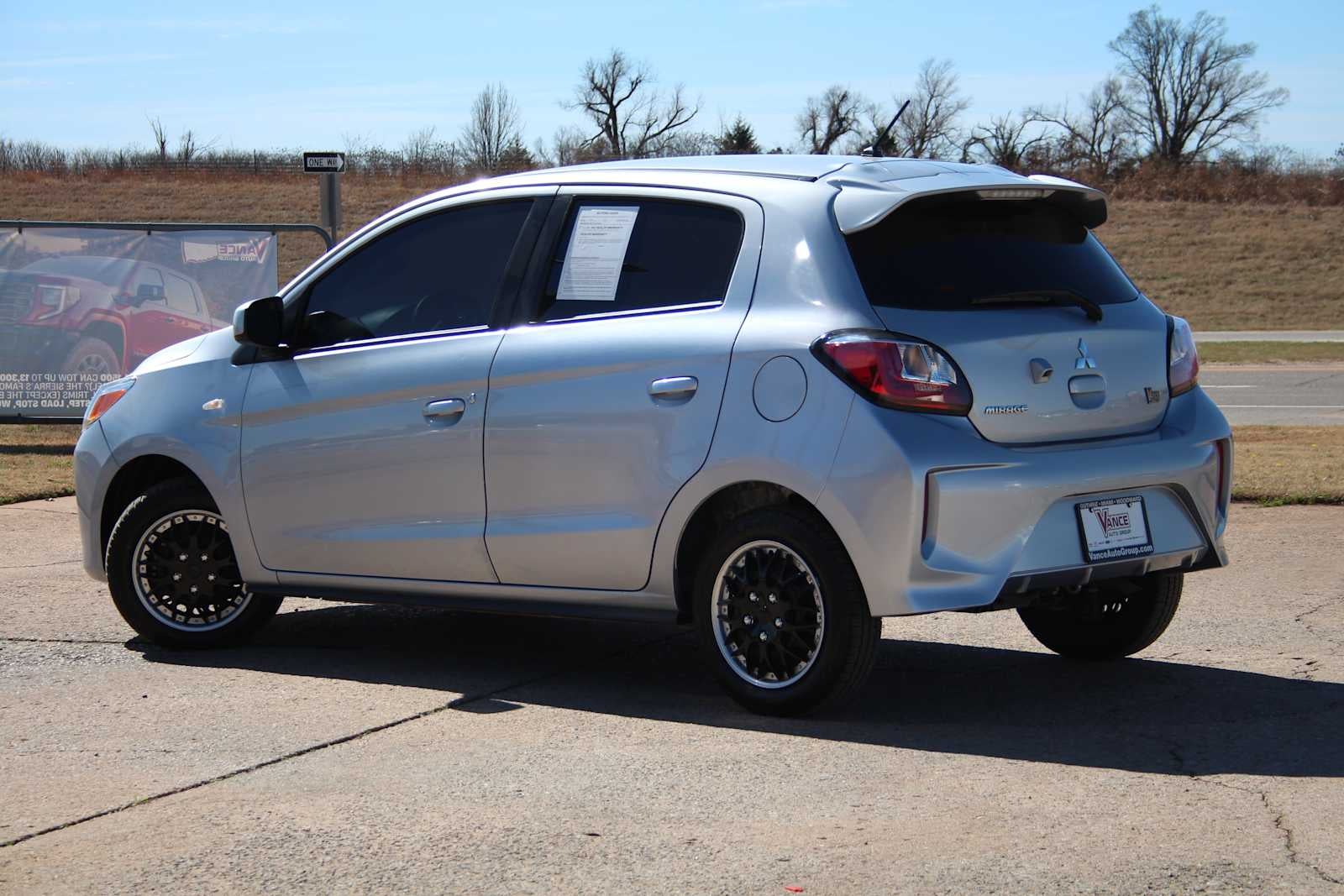 2024 Mitsubishi Mirage ES