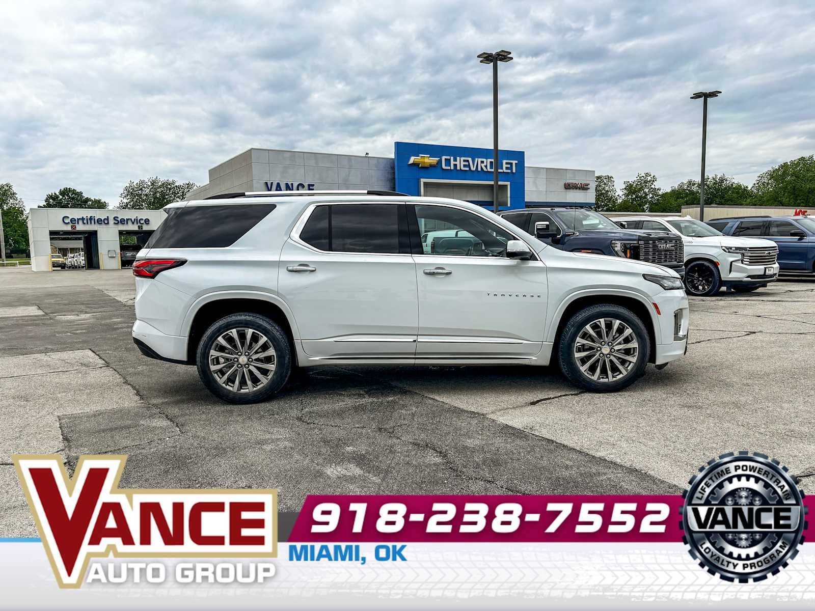 2023 Chevrolet Traverse Premier