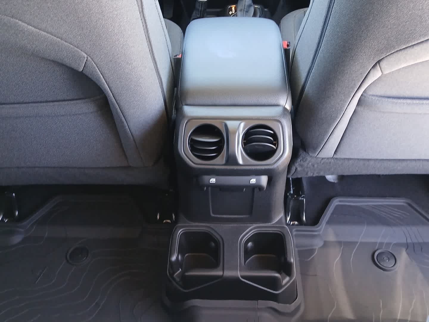 2025 Jeep Wrangler 4-Door Summit 4x4