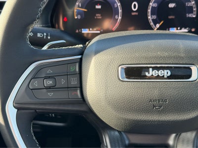 2025 Jeep Grand Cherokee L GRAND CHEROKEE L LAREDO X 4X4