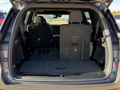 2025 Jeep Grand Cherokee L GRAND CHEROKEE L LAREDO X 4X4