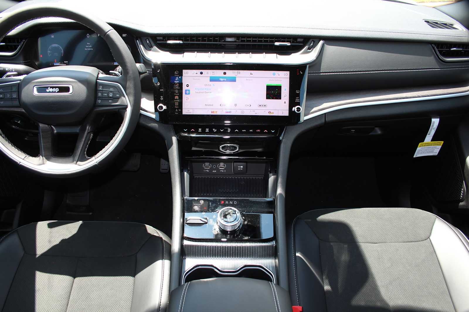 2026 Jeep Grand Cherokee L GRAND CHEROKEE L LAREDO ALTITUDE 4X4
