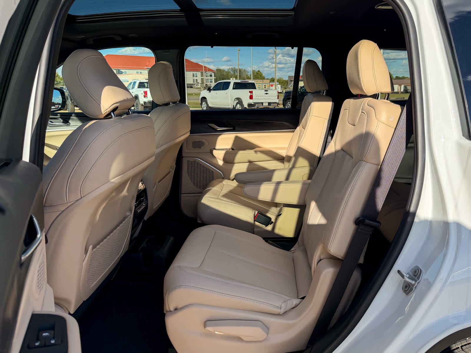 2025 Jeep Grand Cherokee L GRAND CHEROKEE L LIMITED 4X4