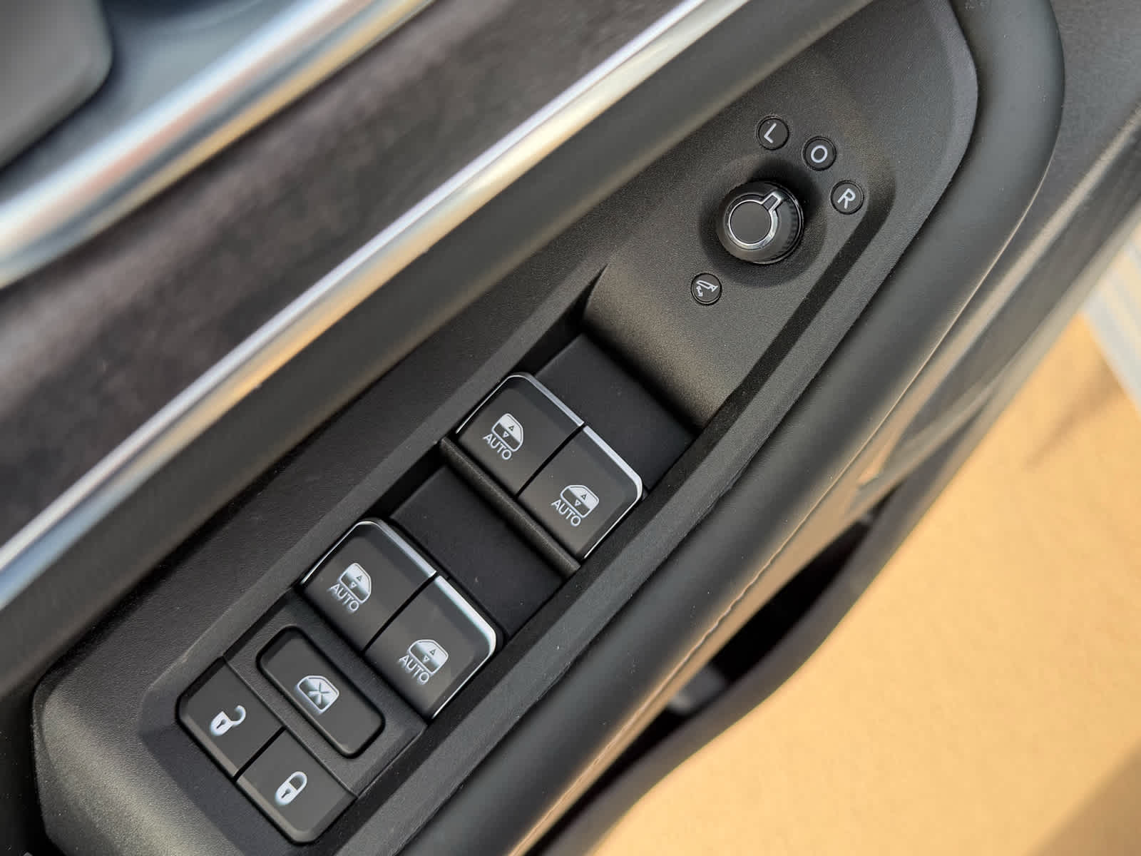 2025 Jeep Grand Cherokee L GRAND CHEROKEE L OVERLAND 4X4