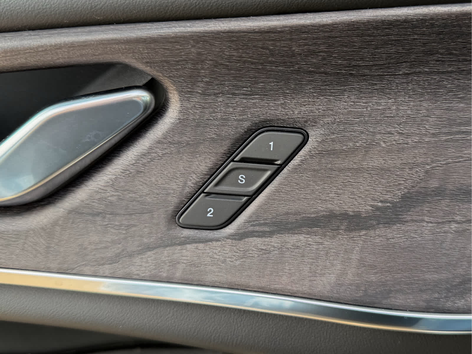 2025 Jeep Grand Cherokee L GRAND CHEROKEE L OVERLAND 4X4