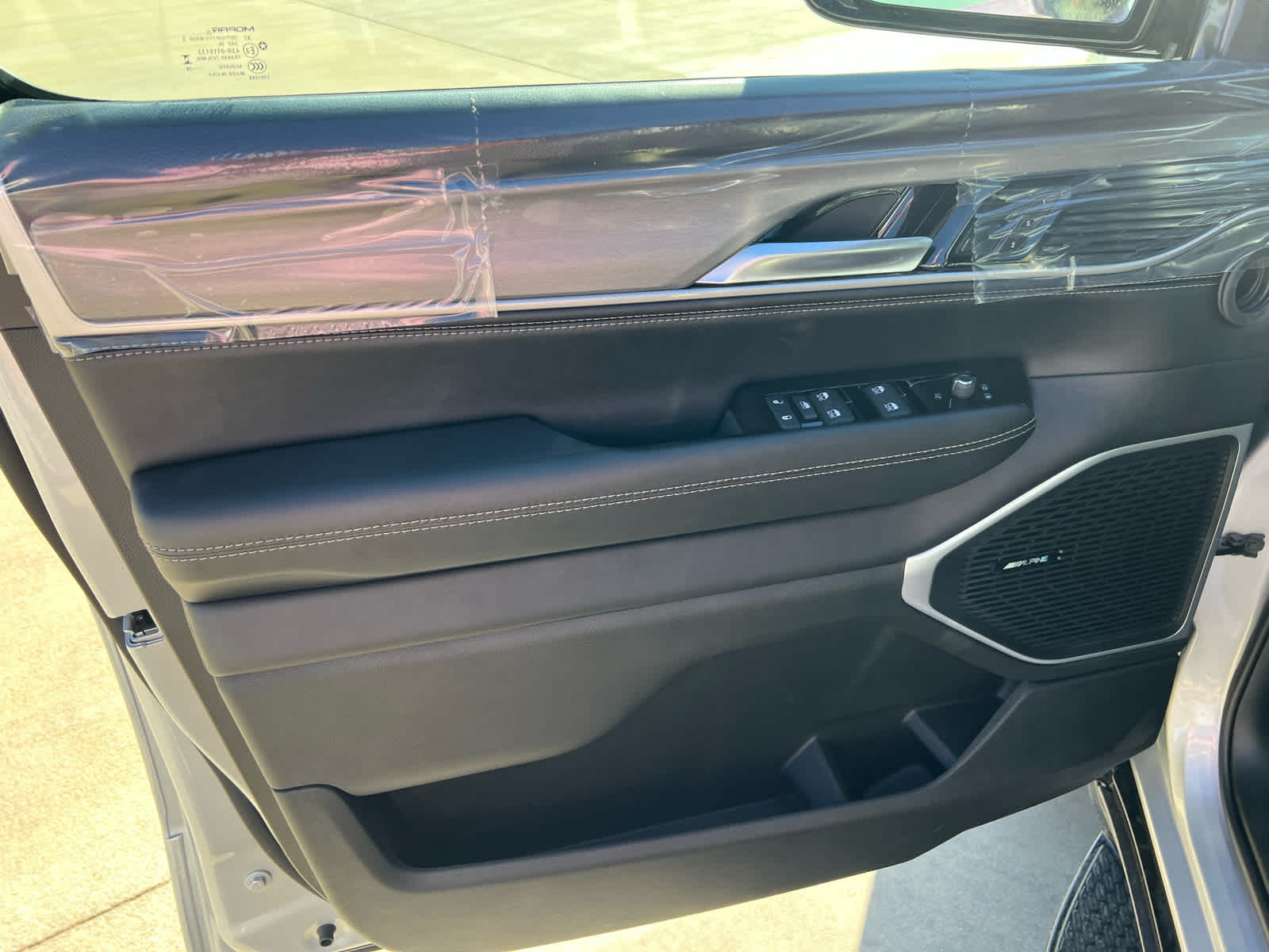 2026 Jeep Grand Wagoneer GRAND WAGONEER UPLAND 4X4