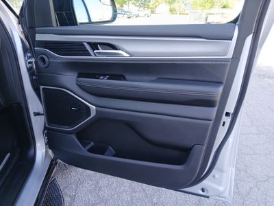 2026 Jeep Grand Wagoneer GRAND WAGONEER UPLAND 4X4