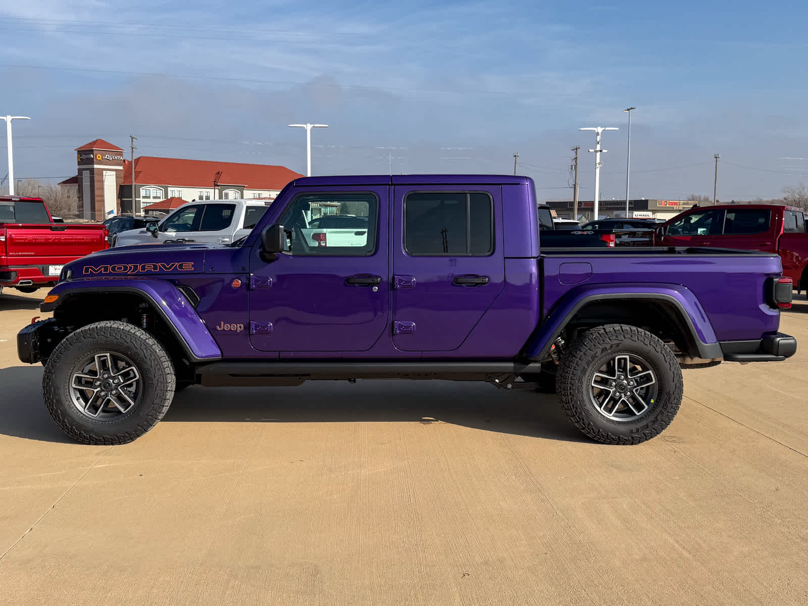 2026 Jeep Gladiator GLADIATOR MOJAVE X 4X4