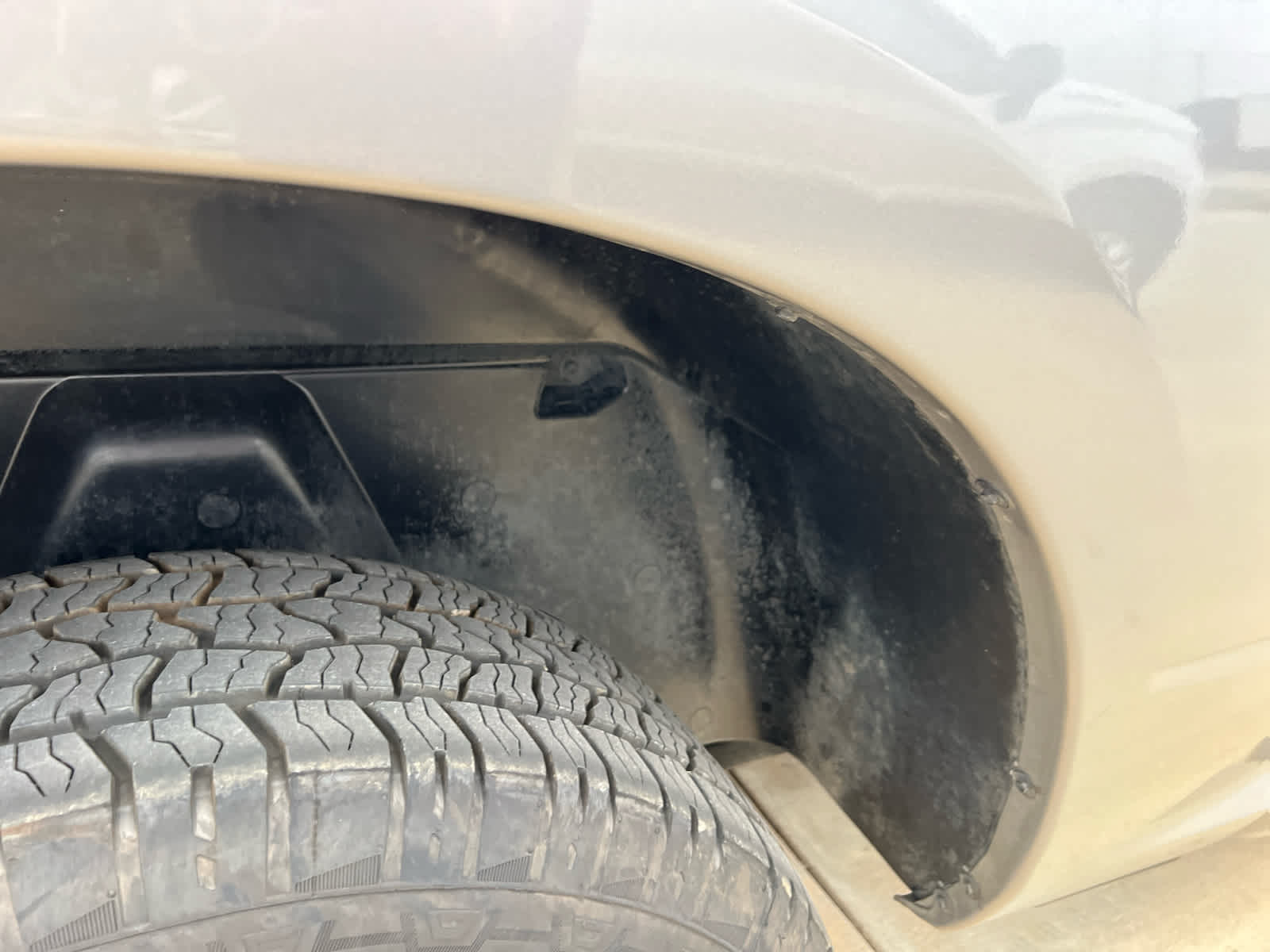 2023 RAM Ram 1500 Classic SLT Crew Cab 4x4 5'7' Box