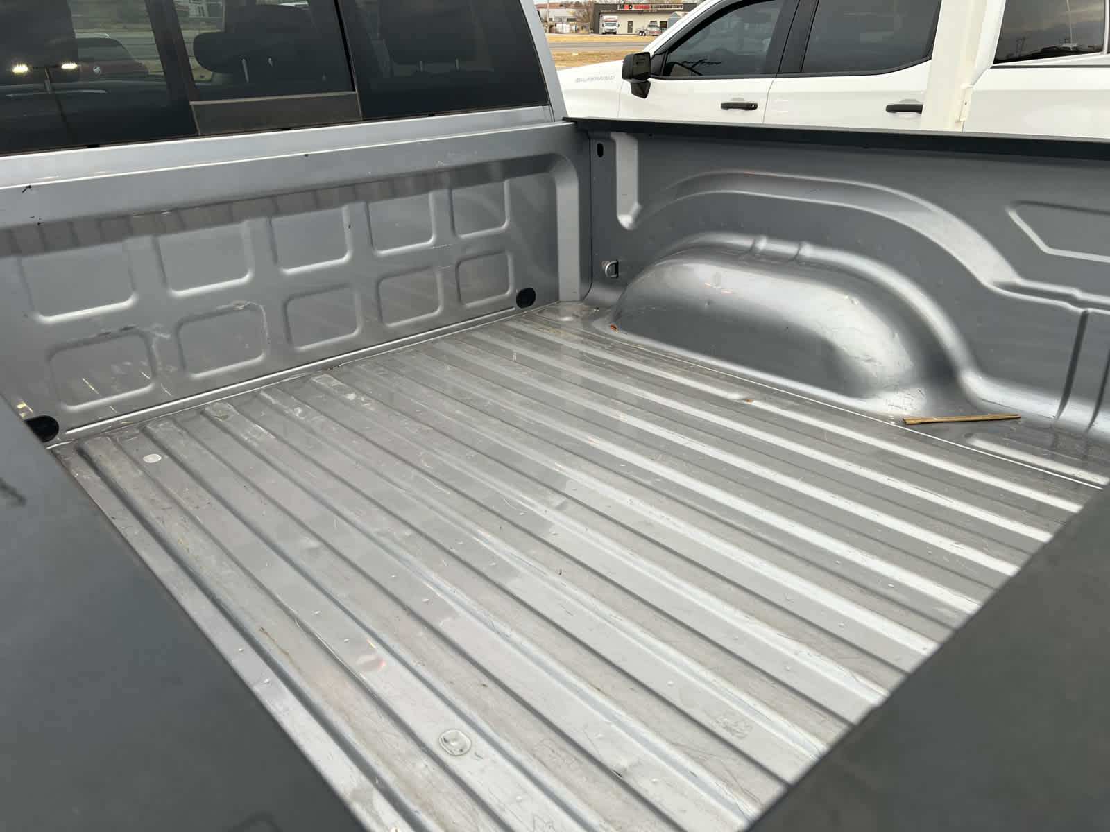 2023 RAM Ram 1500 Classic SLT Crew Cab 4x4 5'7' Box