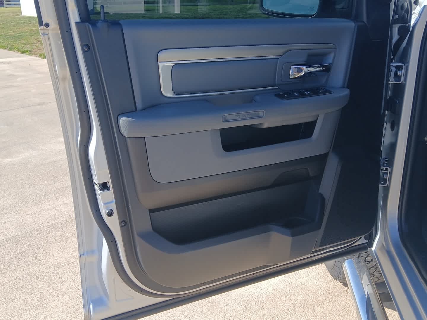 2018 RAM Ram 1500 Big Horn Crew Cab 4x4 5'7' Box