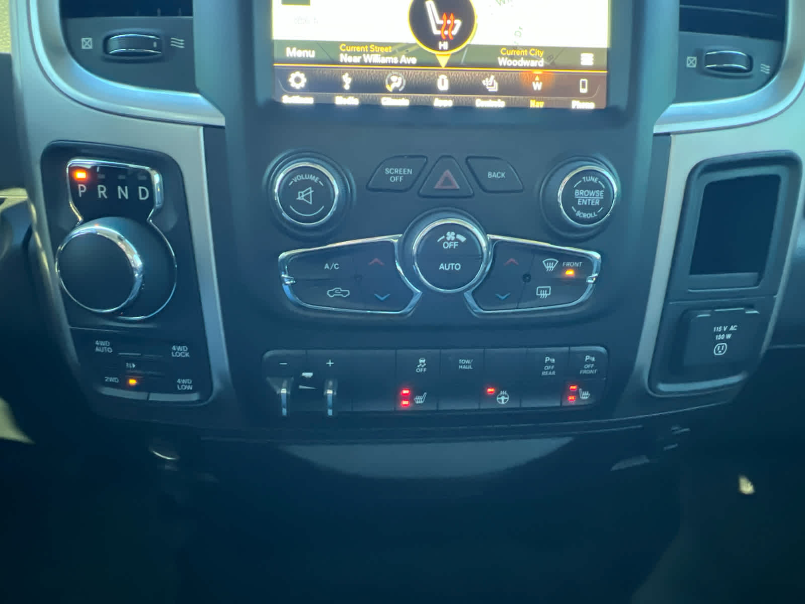 2018 RAM Ram 1500 Big Horn Crew Cab 4x4 5'7' Box