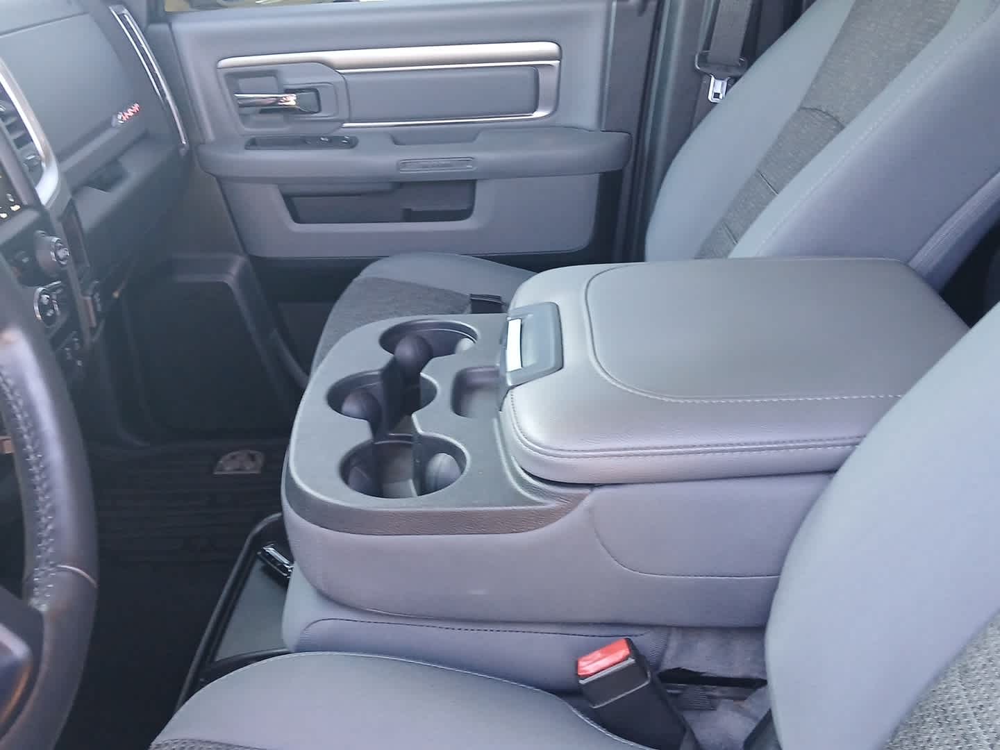 2018 RAM Ram 1500 Big Horn Crew Cab 4x4 5'7' Box