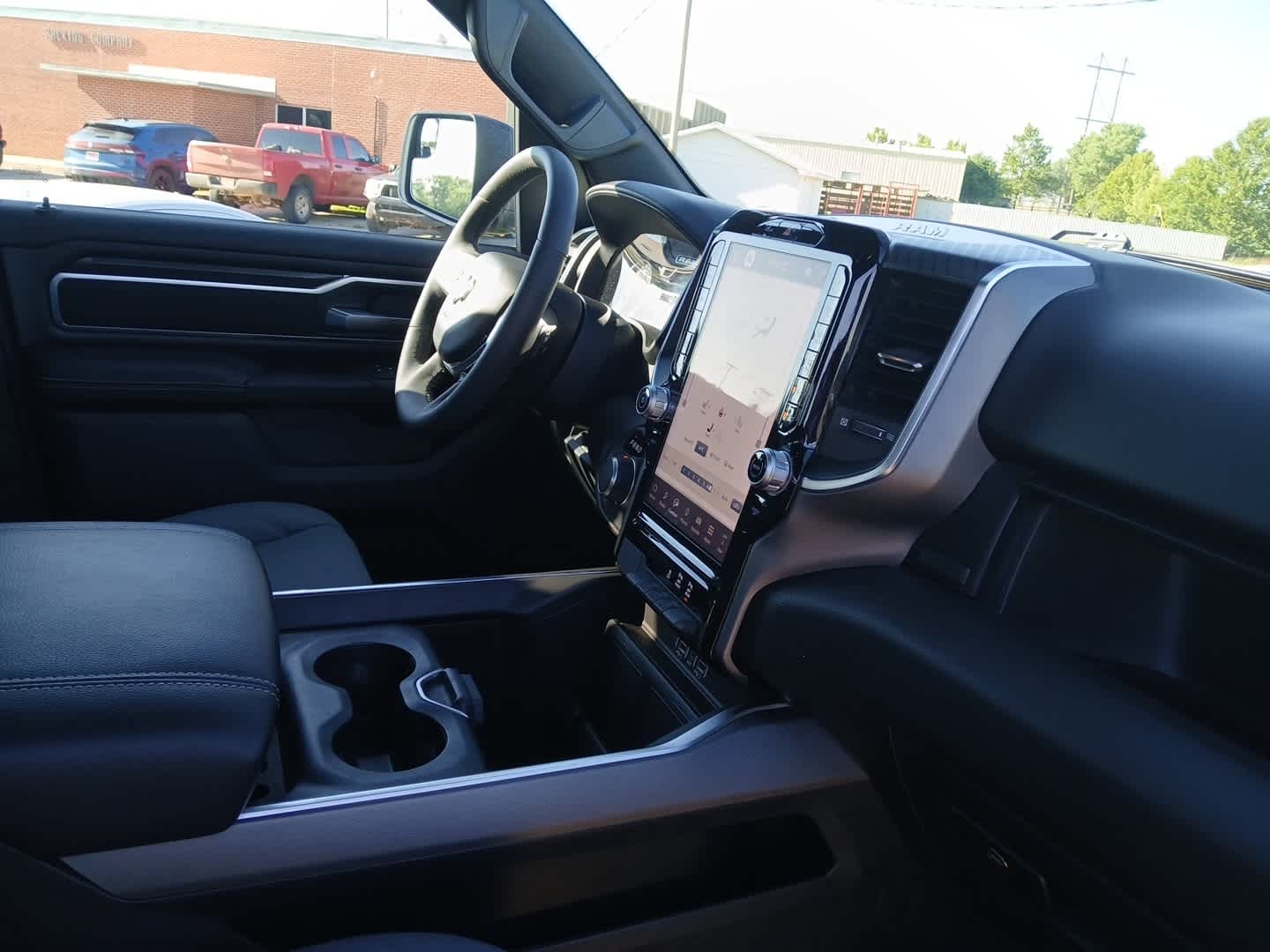 2025 RAM Ram 1500 Big Horn Crew Cab 4x4 5'7' Box