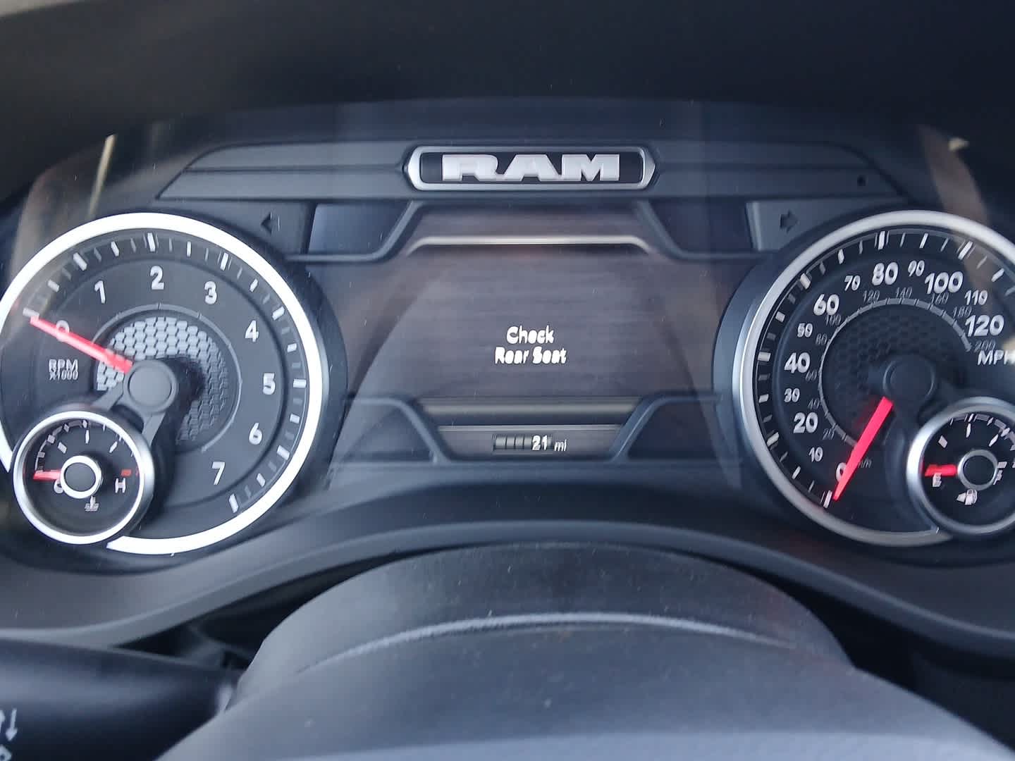 2026 RAM Ram 1500 RAM 1500 EXPRESS CREW CAB 4X4 5'7' BOX