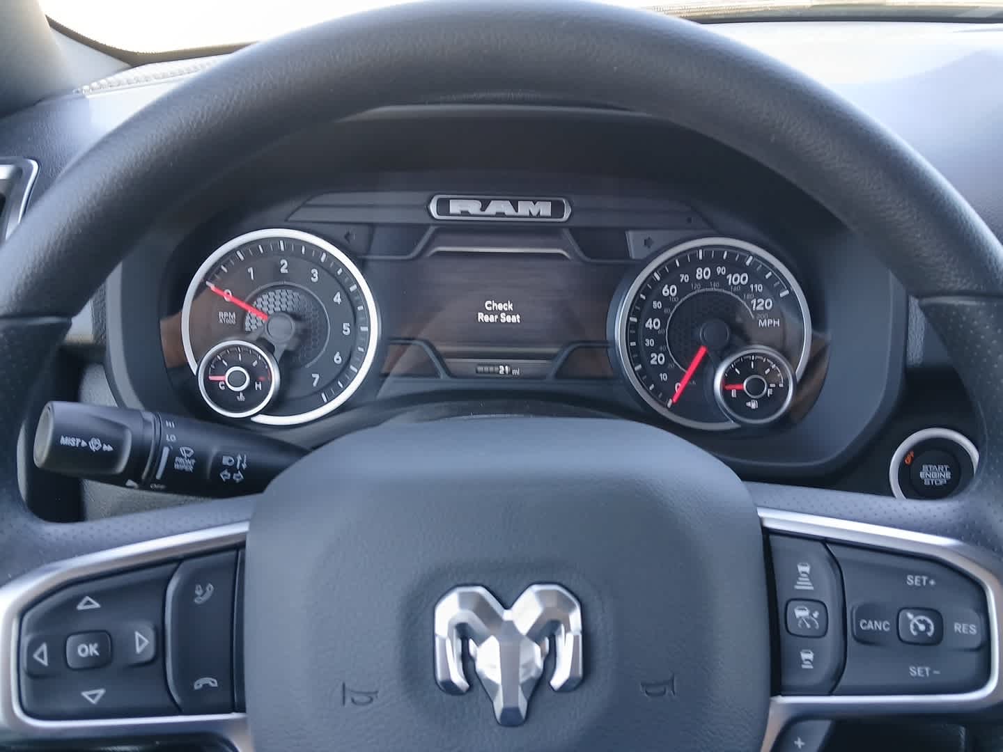 2026 RAM Ram 1500 RAM 1500 EXPRESS CREW CAB 4X4 5'7' BOX