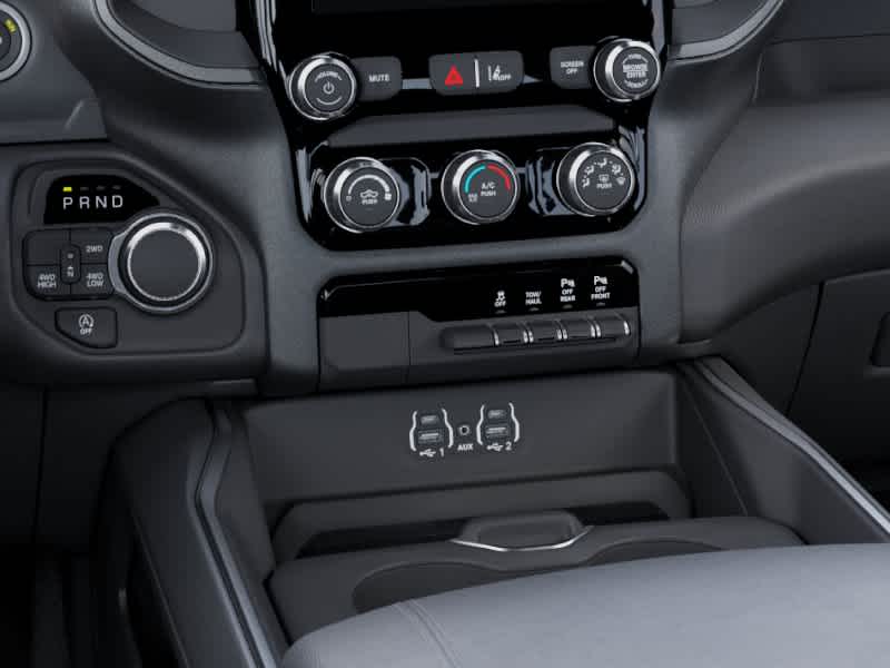 2026 RAM Ram 1500 RAM 1500 EXPRESS CREW CAB 4X4 5'7' BOX
