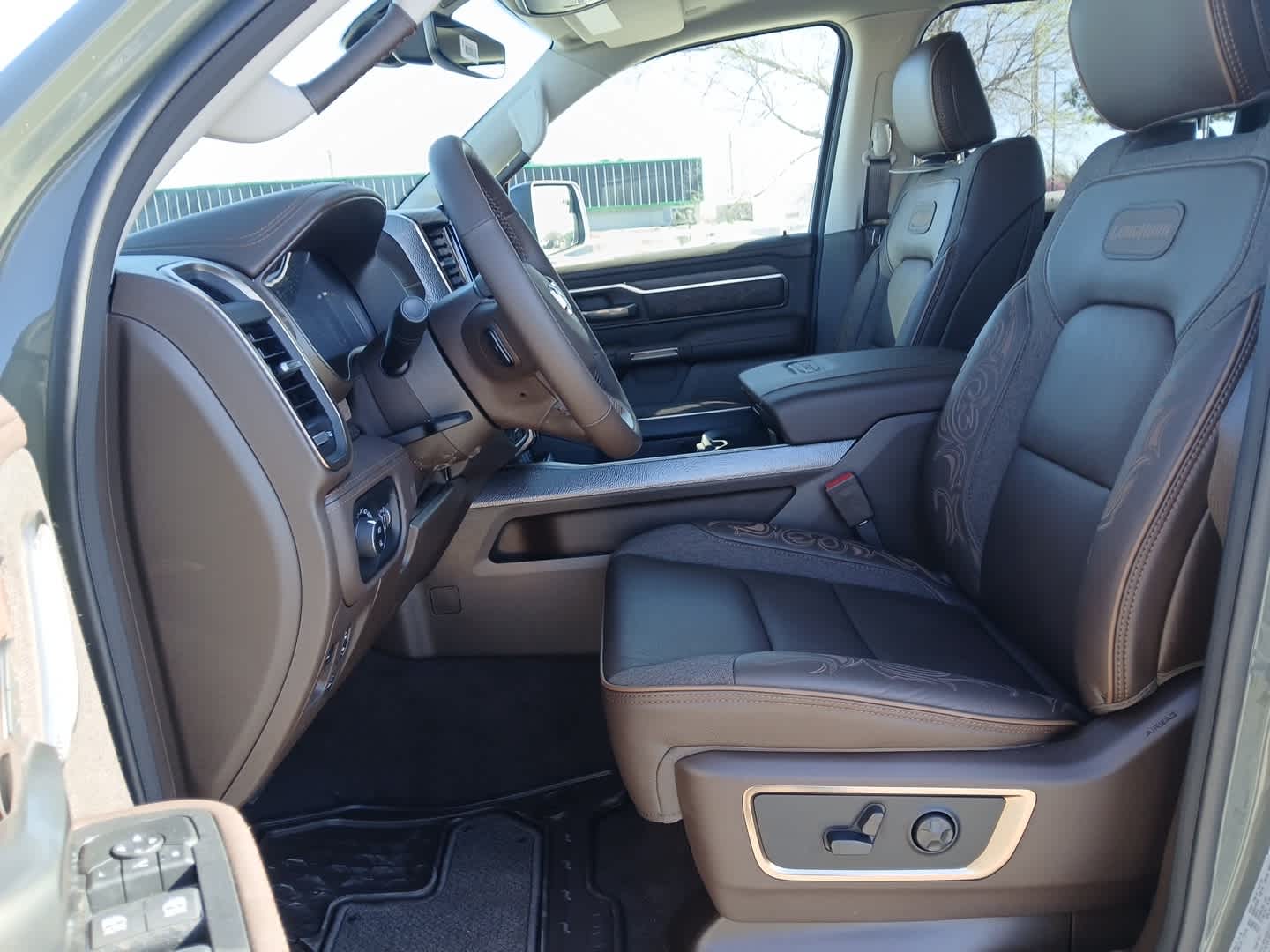 2026 RAM Ram 1500 RAM 1500 LIMITED LONGHORN CREW CAB 4X4 5'7' BOX