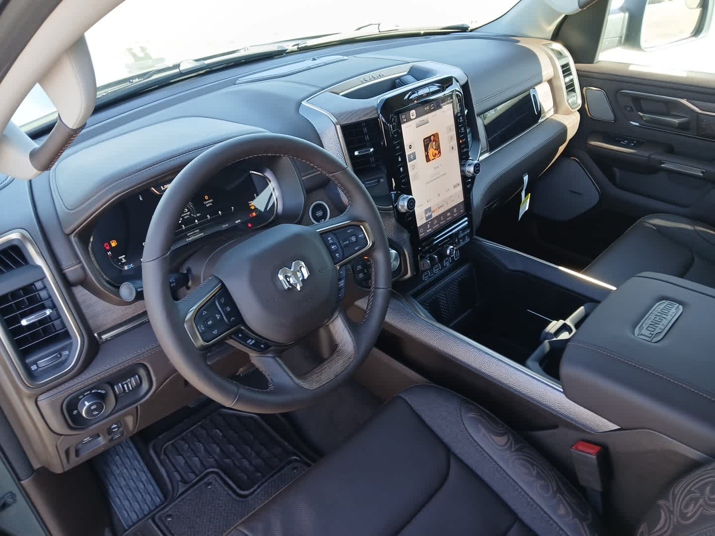 2026 RAM Ram 1500 RAM 1500 LIMITED LONGHORN CREW CAB 4X4 5'7' BOX