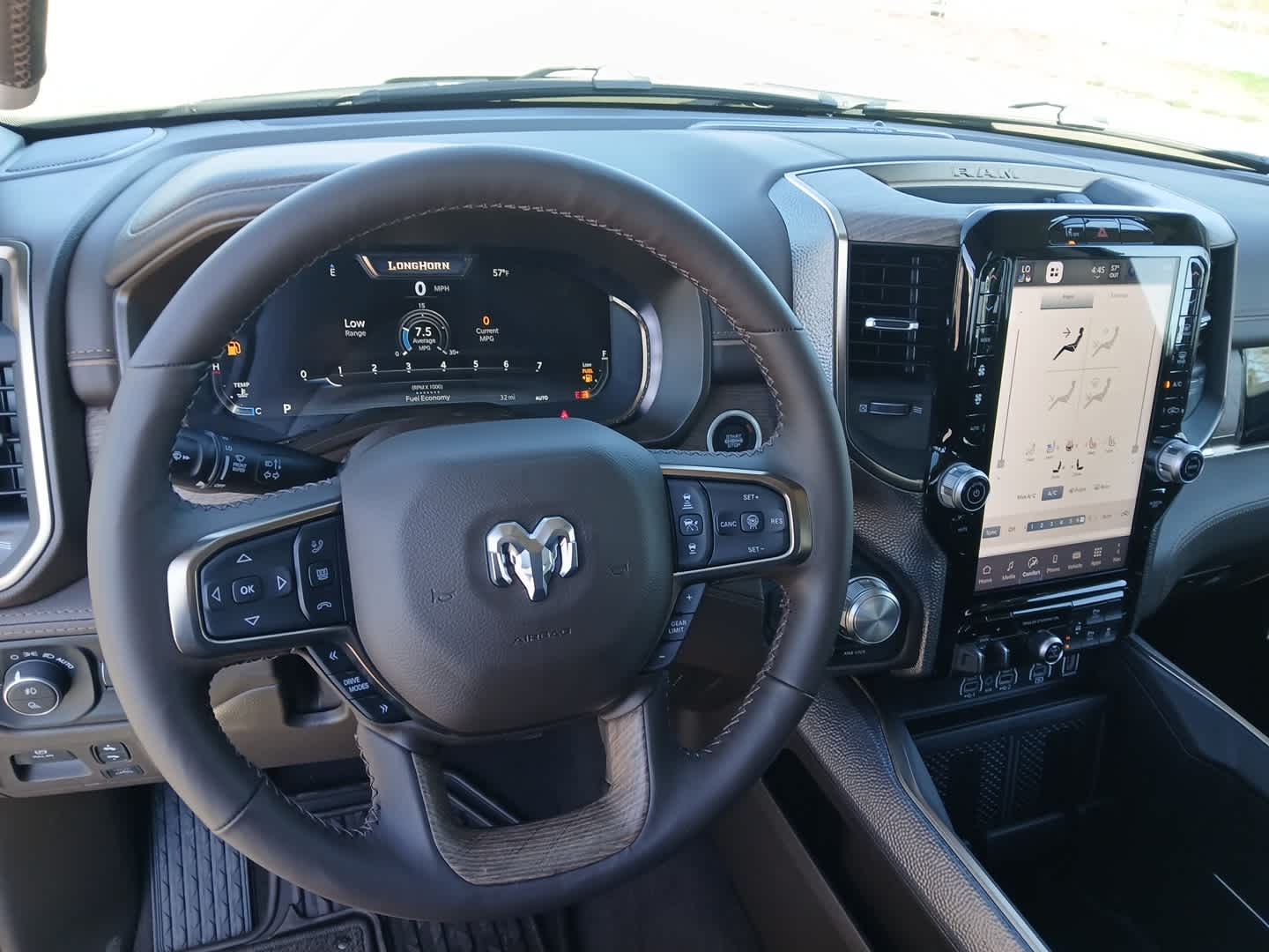 2026 RAM Ram 1500 RAM 1500 LIMITED LONGHORN CREW CAB 4X4 5'7' BOX