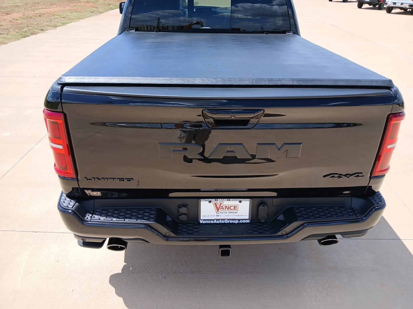 2026 RAM Ram 1500 RAM 1500 LIMITED CREW CAB 4X4 5'7' BOX