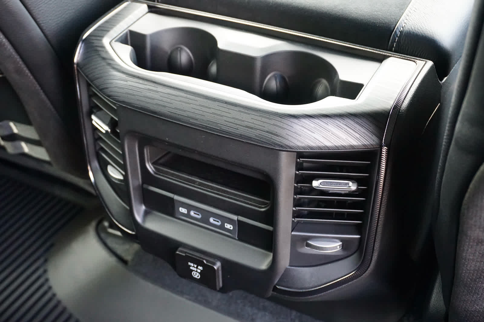 2026 RAM Ram 1500 RAM 1500 RHO CREW CAB 4X4 5'7' BOX