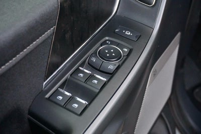 2025 Ford Super Duty F-350 DRW Pickup LARIAT