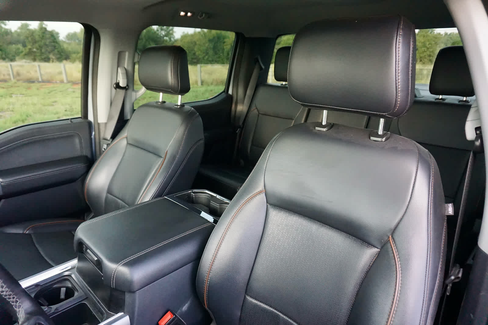 2025 Ford Super Duty F-350 DRW Pickup LARIAT