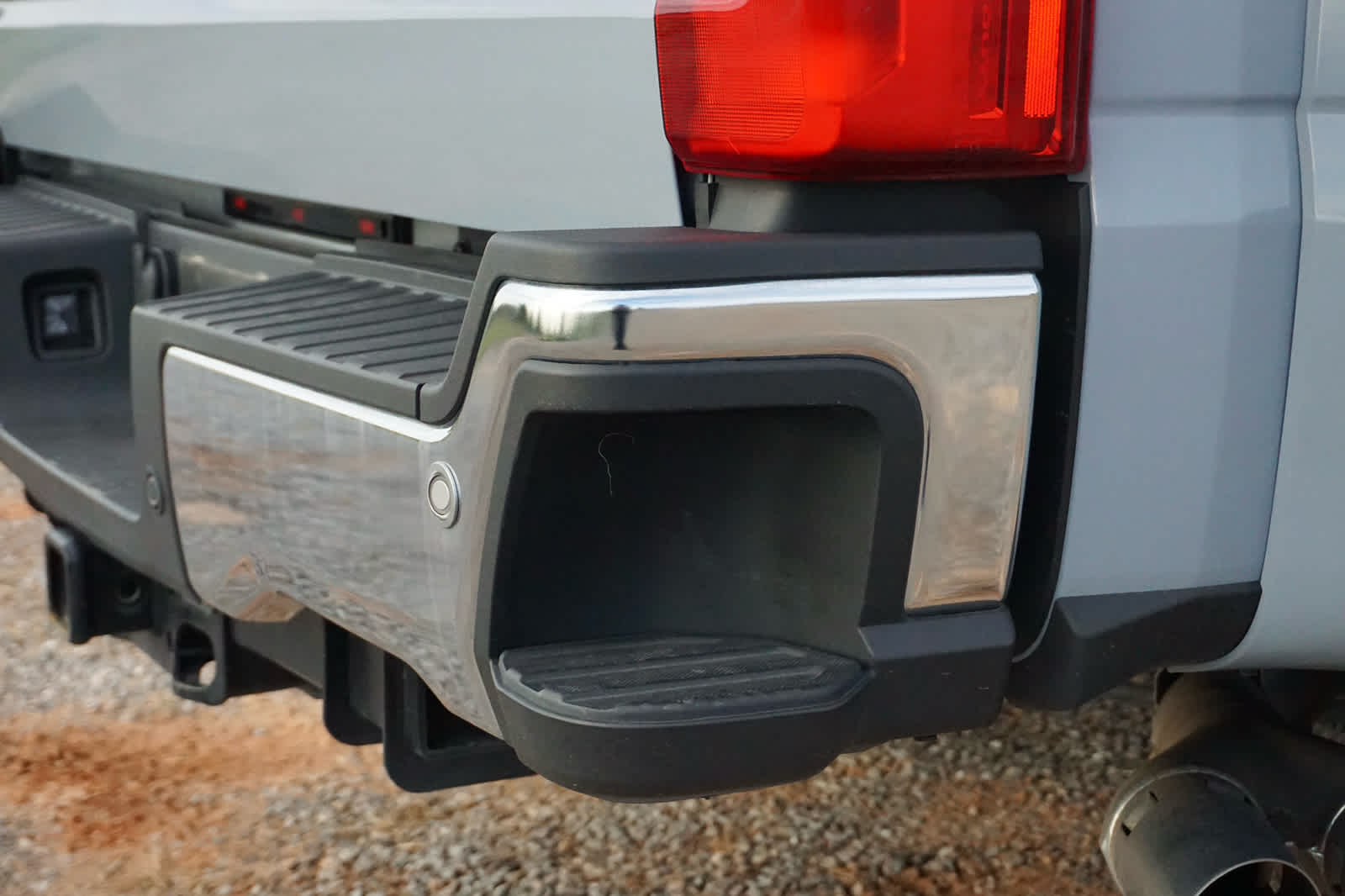 2025 Ford Super Duty F-350 DRW Pickup LARIAT