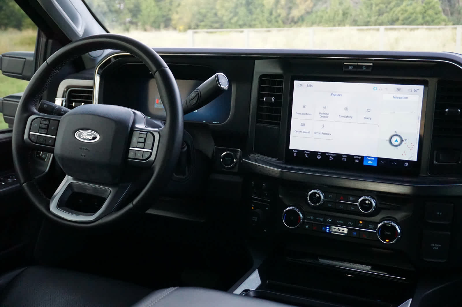 2025 Ford Super Duty F-350 DRW Pickup LARIAT