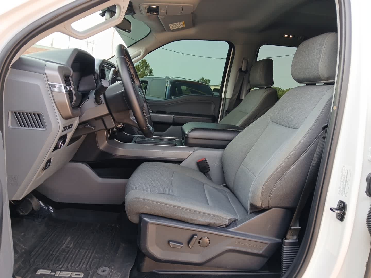 2024 Ford F-150 XLT - Photo 16
