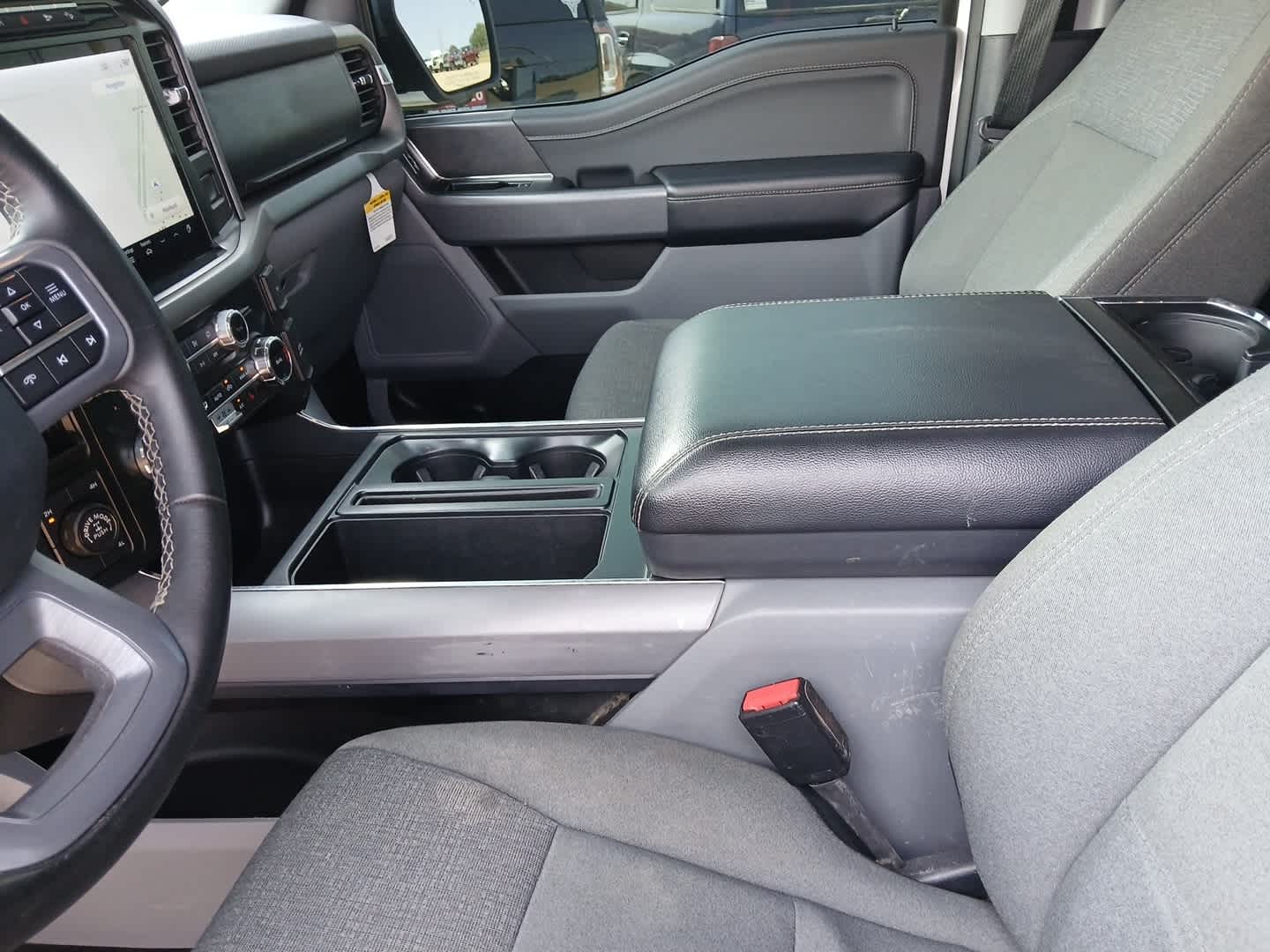 2024 Ford F-150 XLT - Photo 18