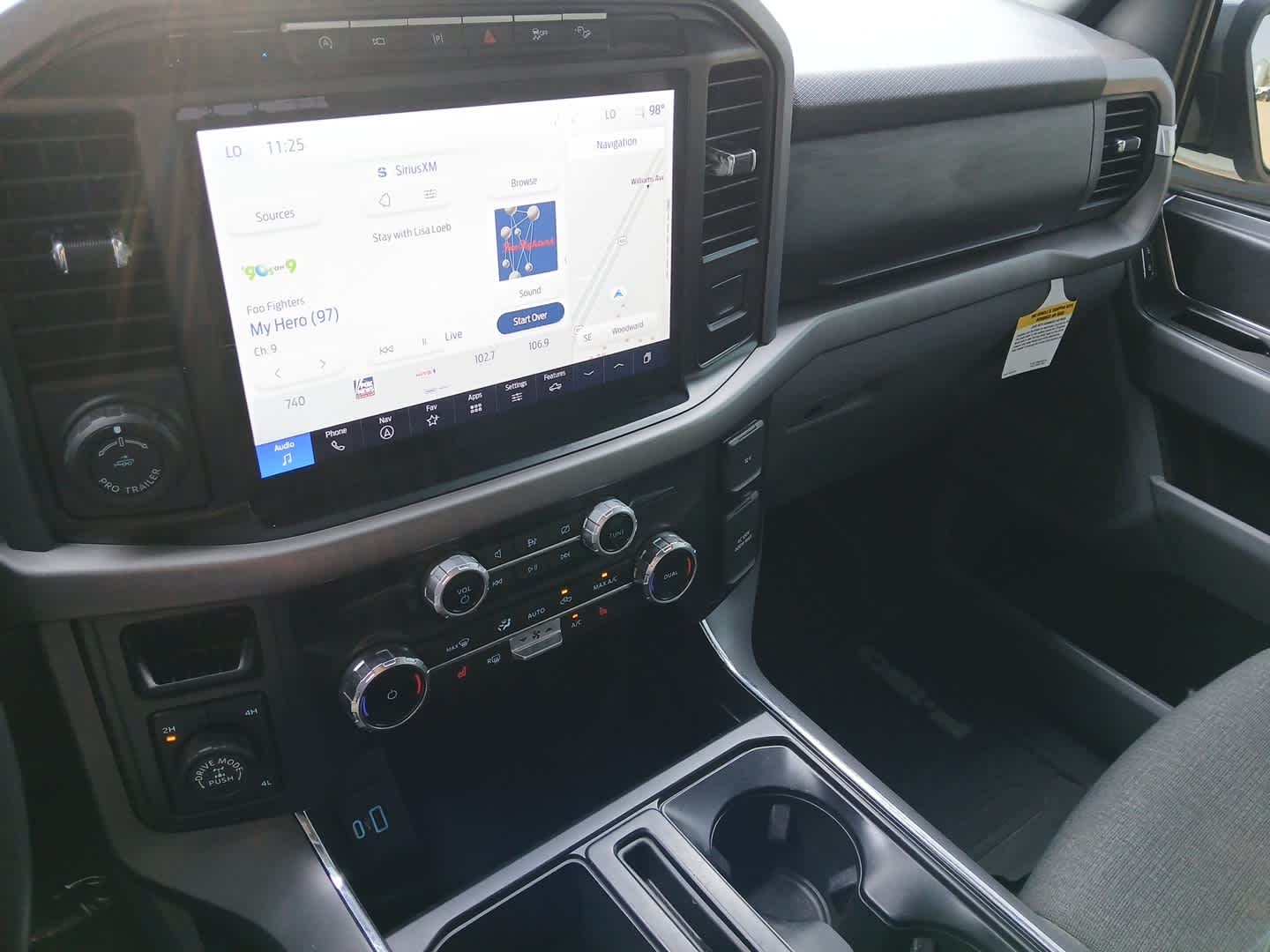 2024 Ford F-150 XLT - Photo 30