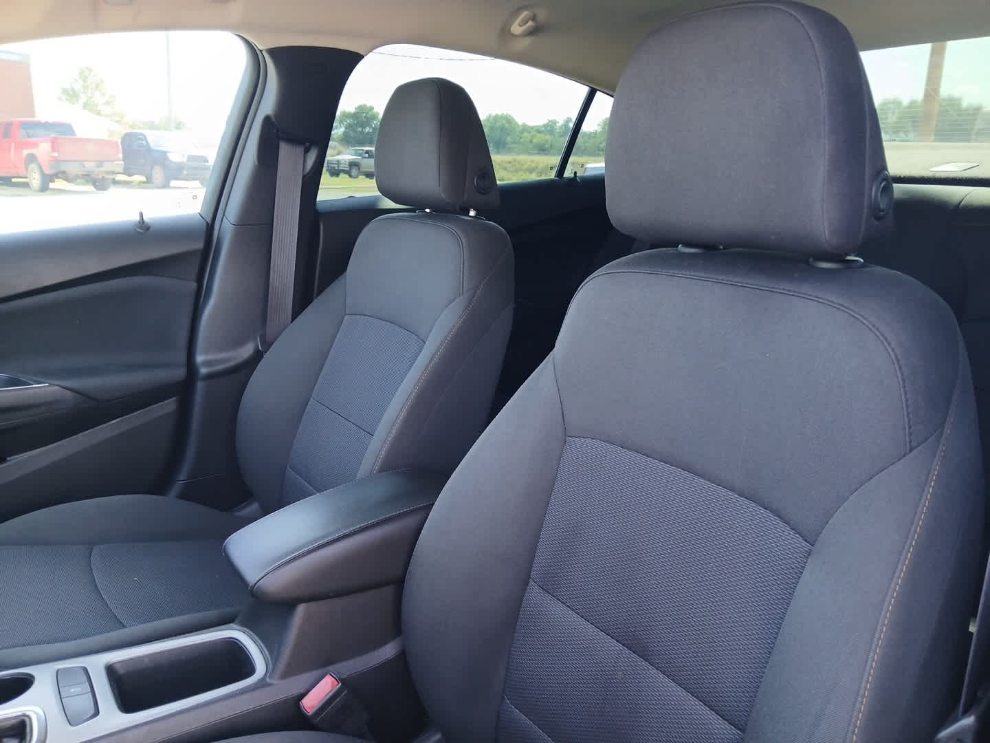 2017 Chevrolet Cruze LS Auto