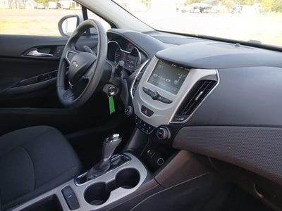 2017 Chevrolet Cruze LS Auto