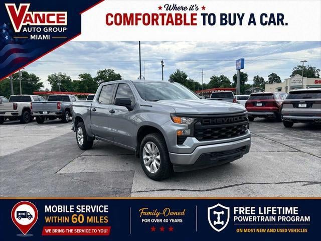 2023 Chevrolet Silverado 1500 4WD Crew Cab Short Bed Custom