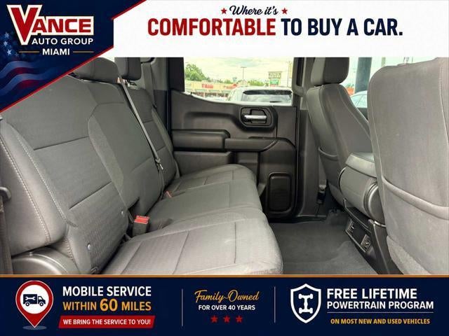 2023 Chevrolet Silverado 1500 4WD Crew Cab Short Bed Custom