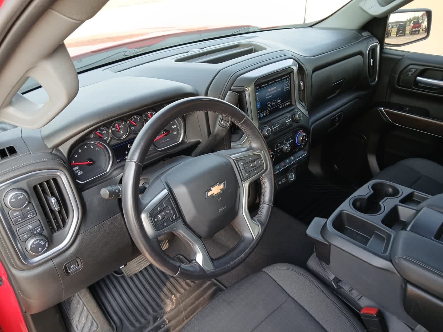 2022 Chevrolet Silverado 1500 Limited LT - Photo 19