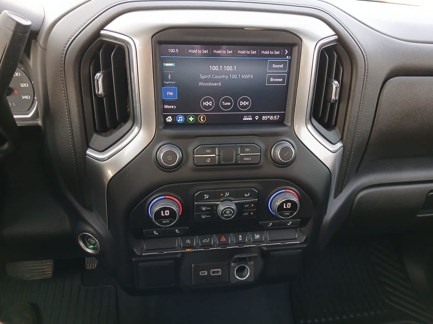 2022 Chevrolet Silverado 1500 Limited LT - Photo 30