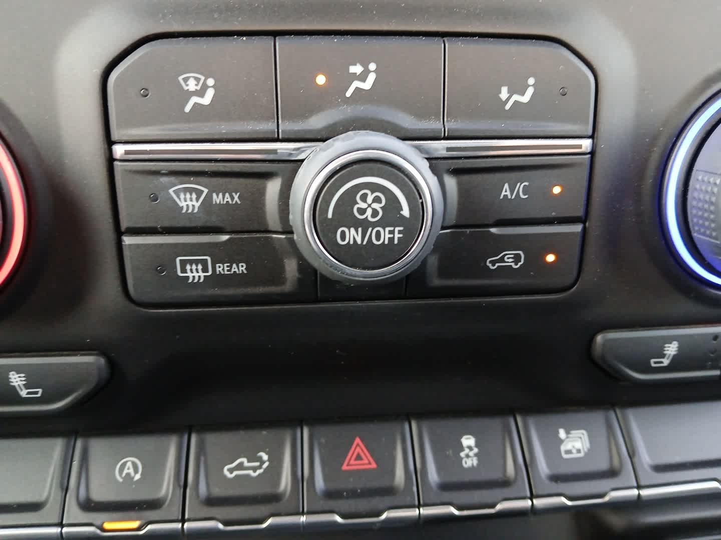2022 Chevrolet Silverado 1500 Limited LT - Photo 33