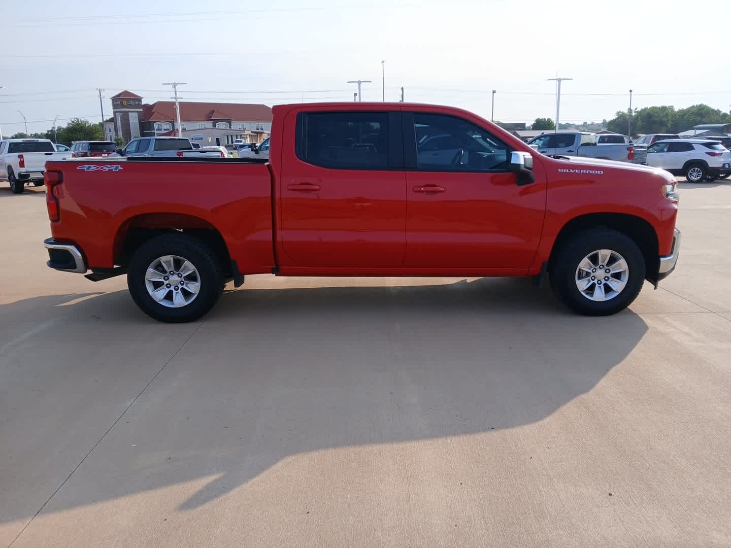 2022 Chevrolet Silverado 1500 Limited LT - Photo 8