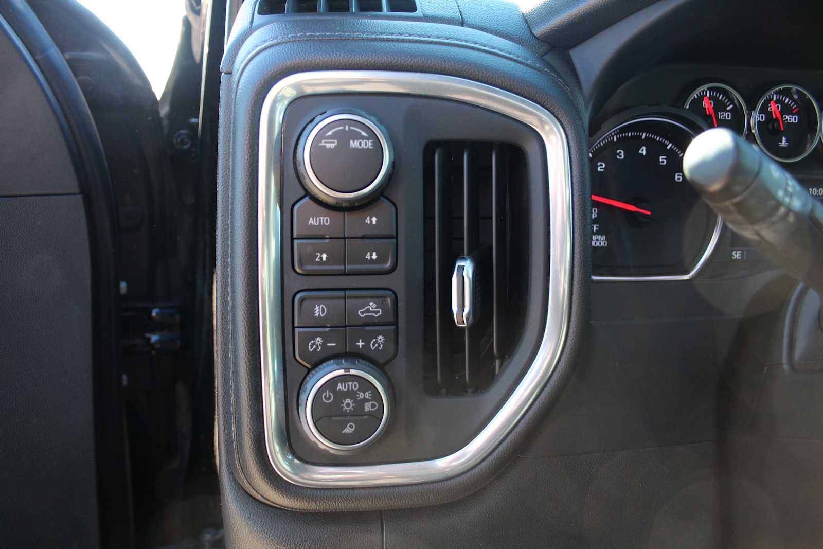 2021 Chevrolet Silverado 1500 4WD Crew Cab Short Bed LT Trail Boss