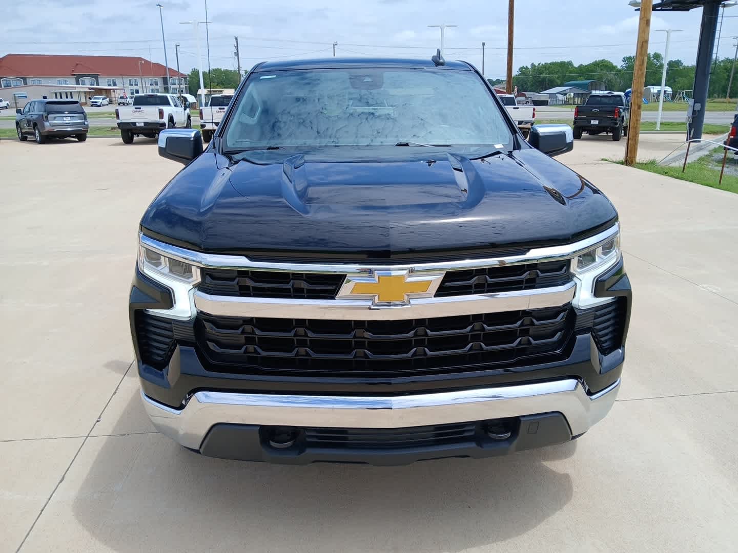 2023 Chevrolet Silverado 1500 4WD Double Cab Standard Bed LT