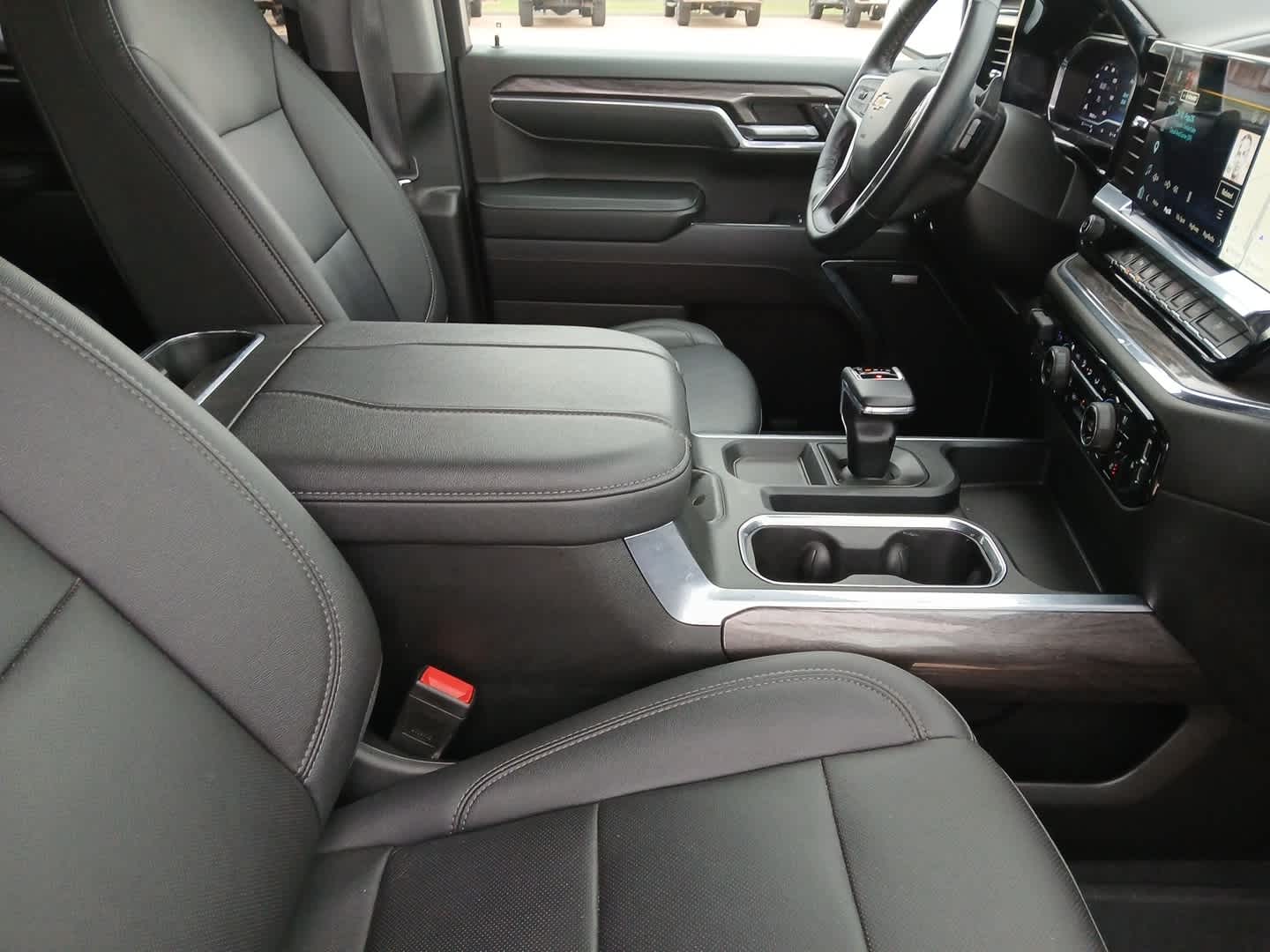 2024 Chevrolet Silverado 1500 4WD Crew Cab Short Bed LTZ